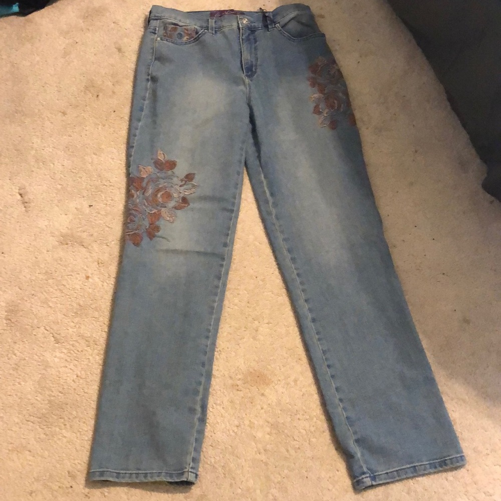 Gloria Vanderbilt size 6 jeans
